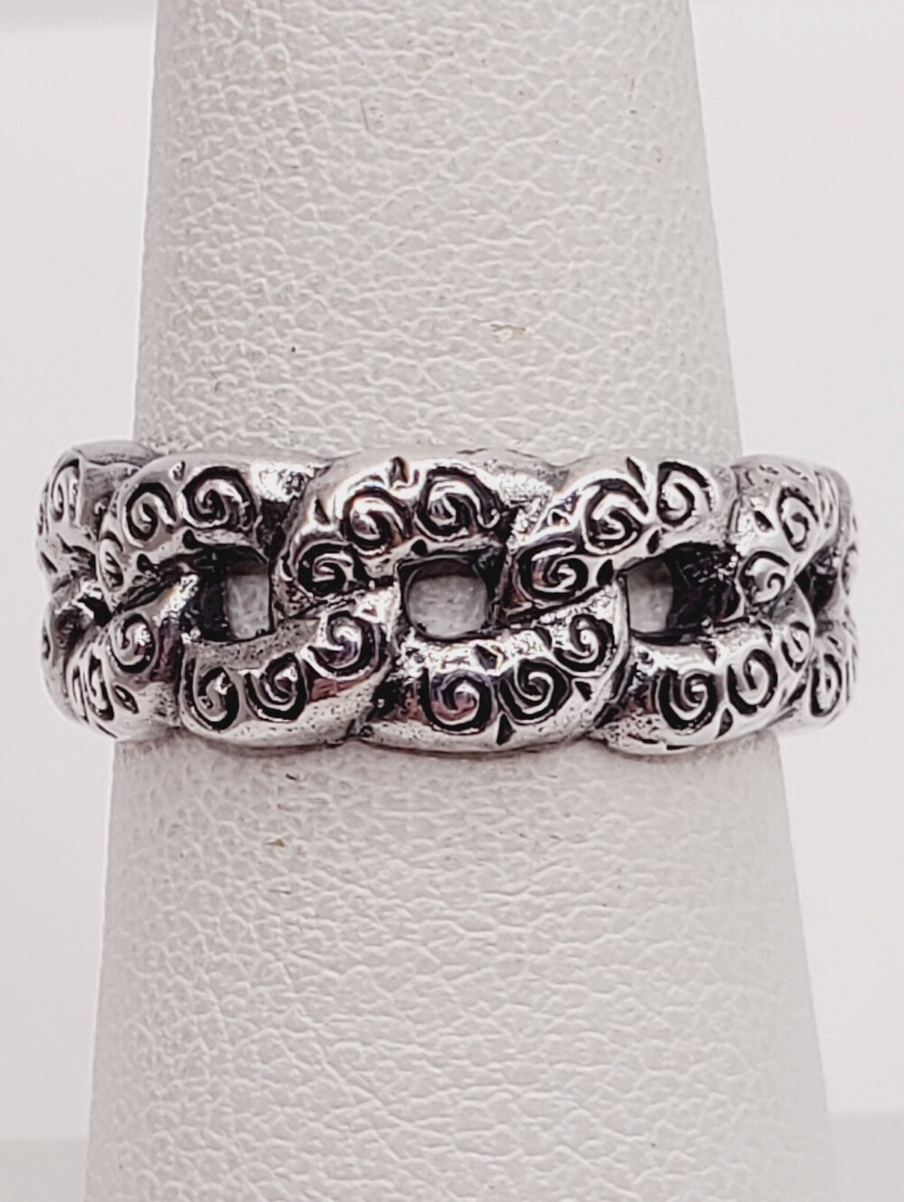 925 Sterling Silver Swirl Link Design Band Ring - Loop Eternity Style